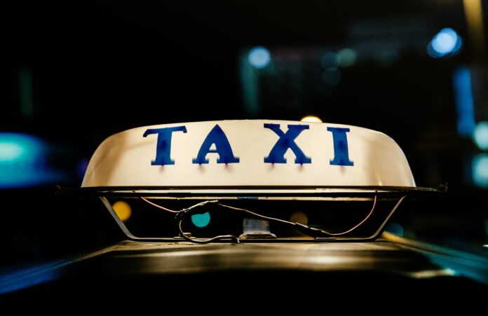How Uber Has Changed the Taxi Industry - yellow taxi | Pick My Dream Car